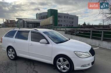 Универсал Skoda Octavia 2010 в Сквире