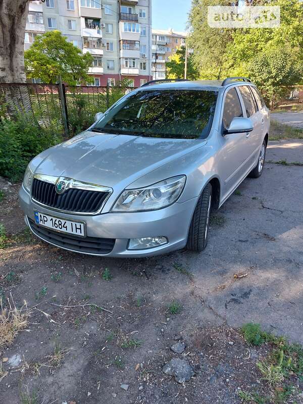 Універсал Skoda Octavia 2011 в Запоріжжі