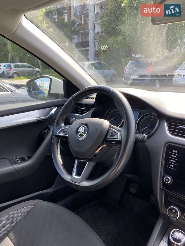 Лифтбек Skoda Octavia 2018 в Луцке