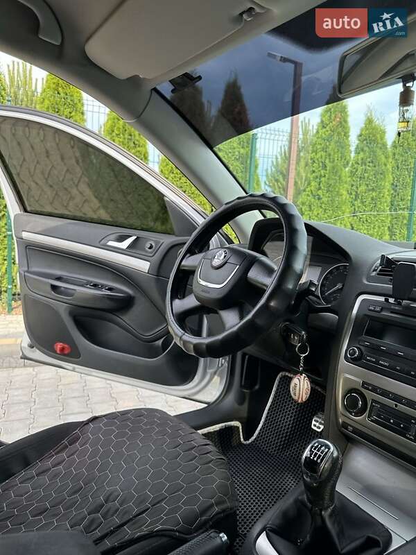 Лифтбек Skoda Octavia 2012 в Одессе