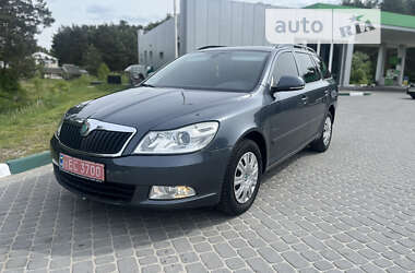 Універсал Skoda Octavia 2010 в Бродах