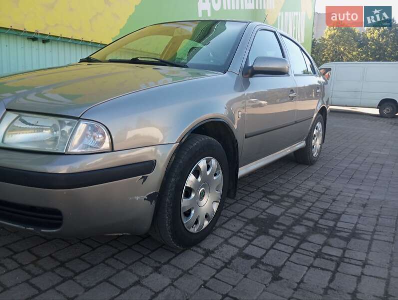 Ліфтбек Skoda Octavia 2008 в Івано-Франківську