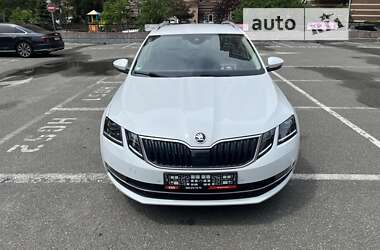 Универсал Skoda Octavia 2018 в Киеве