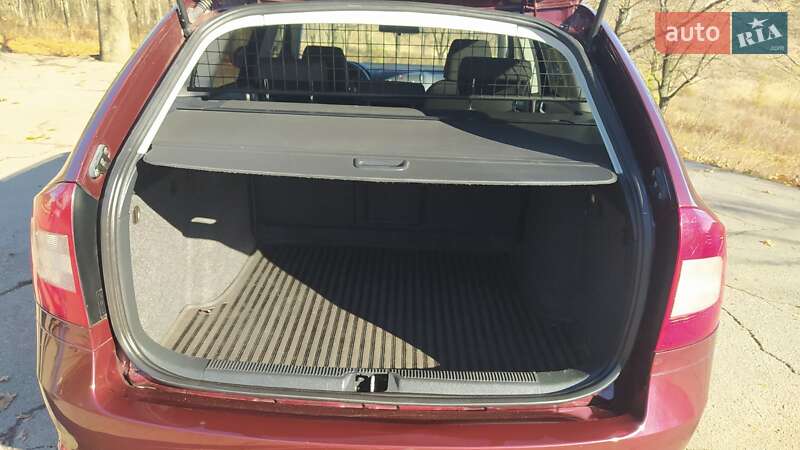 Універсал Skoda Octavia 2011 в Лозовій фото 16 Універсал Skoda Octavia 2011 в Лозовій