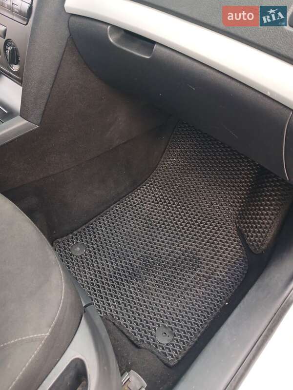 Ліфтбек Skoda Octavia 2008 в Івано-Франківську