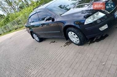 Лифтбек Skoda Octavia 2006 в 