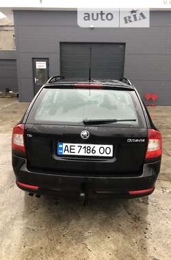 Універсал Skoda Octavia 2010 в Дніпрі