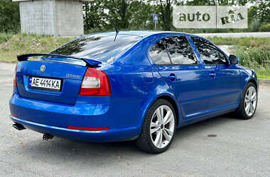 Ліфтбек Skoda Octavia 2011 в Дніпрі