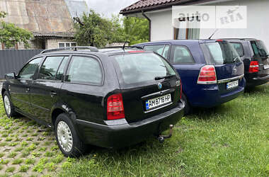 Універсал Skoda Octavia 2003 в Звягелі