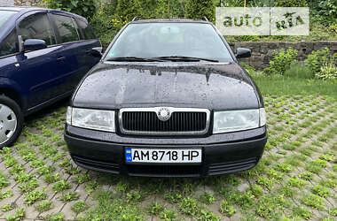 Універсал Skoda Octavia 2003 в Звягелі