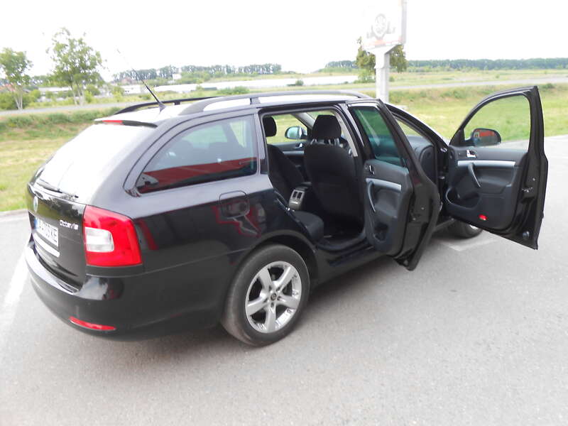 Универсал Skoda Octavia 2009 в Черкассах