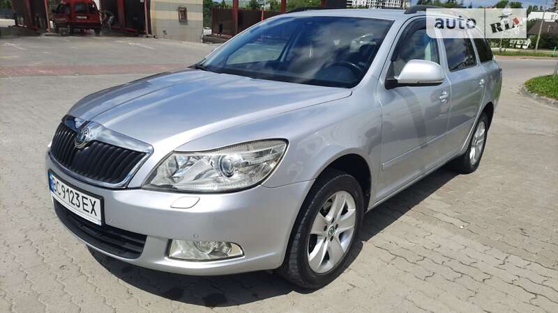 Універсал Skoda Octavia 2012 в Львові фото 3 Універсал Skoda Octavia 2012 в Львові