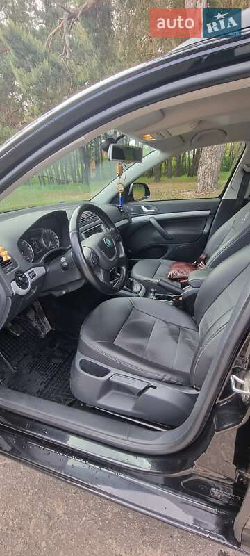 Універсал Skoda Octavia 2012 в Сумах