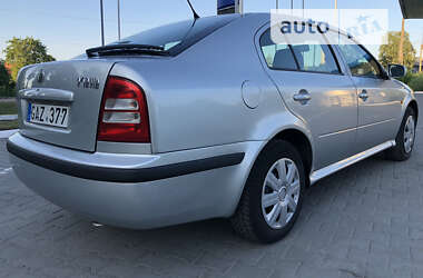 Ліфтбек Skoda Octavia 2006 в Рокитному