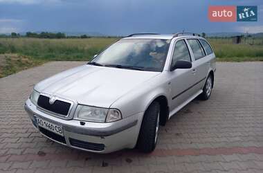 Универсал Skoda Octavia 2003 в 