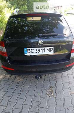 Универсал Skoda Octavia 2013 в Городке