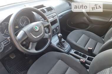 Універсал Skoda Octavia 2010 в Луцьку