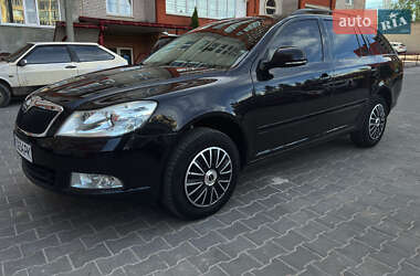 Универсал Skoda Octavia 2010 в 