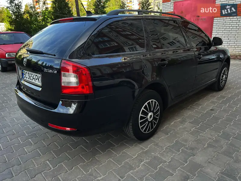 Skoda Octavia 2010 VIN TMBHM61Z8A8030213 фото оголошення 4 з 55