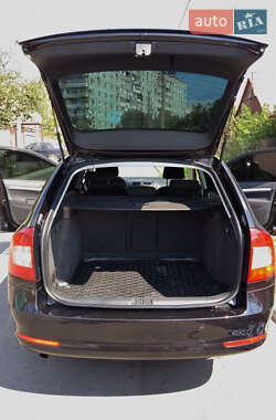 Универсал Skoda Octavia 2010 в 