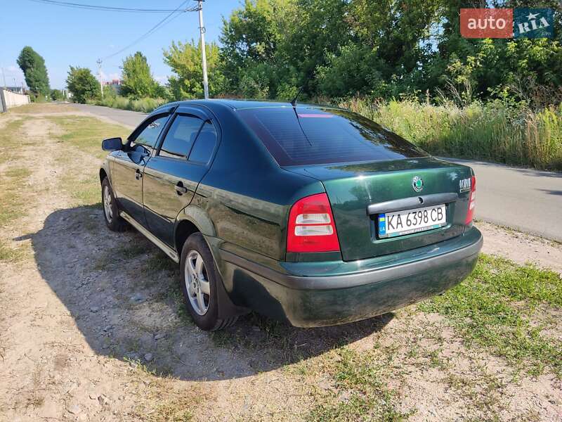 Ліфтбек Skoda Octavia 2001 в Києві