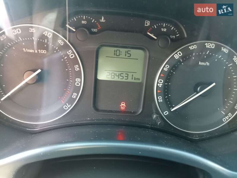 Лифтбек Skoda Octavia 2008 в Чернигове