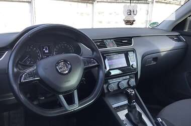 Универсал Skoda Octavia 2015 в Черновцах