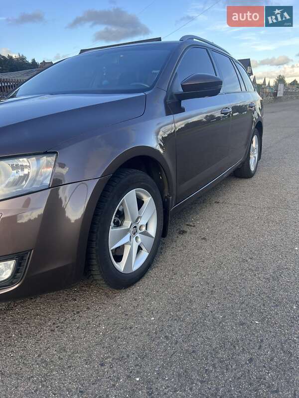 Універсал Skoda Octavia 2014 в Клевані