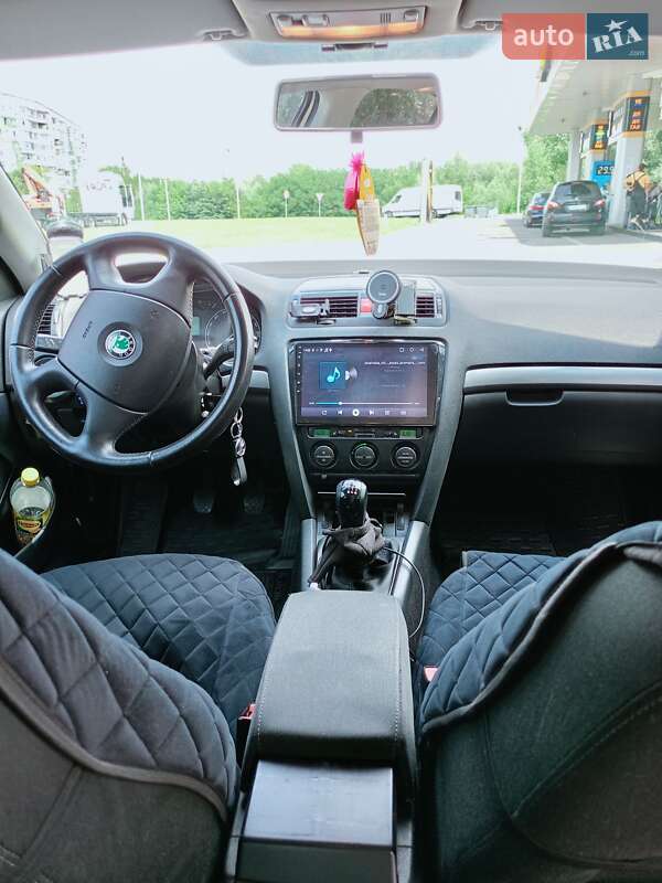 Лифтбек Skoda Octavia 2008 в Полтаве