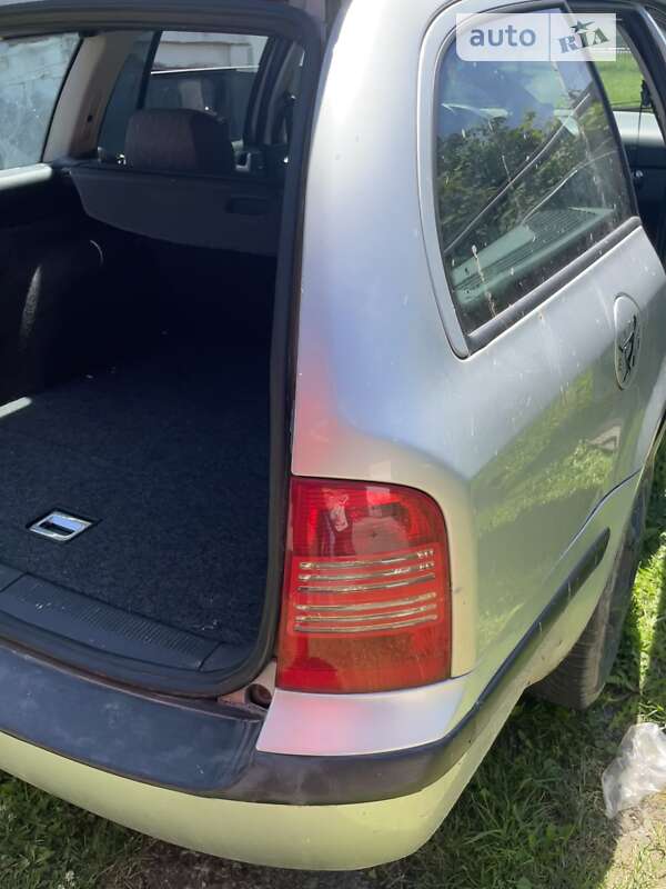 Универсал Skoda Octavia 2001 в Дрогобыче
