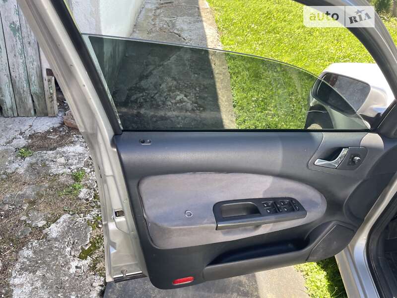 Универсал Skoda Octavia 2001 в Дрогобыче