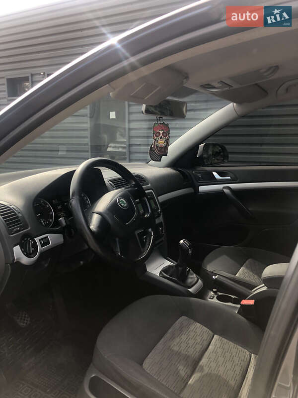Лифтбек Skoda Octavia 2011 в Ивано-Франковске
