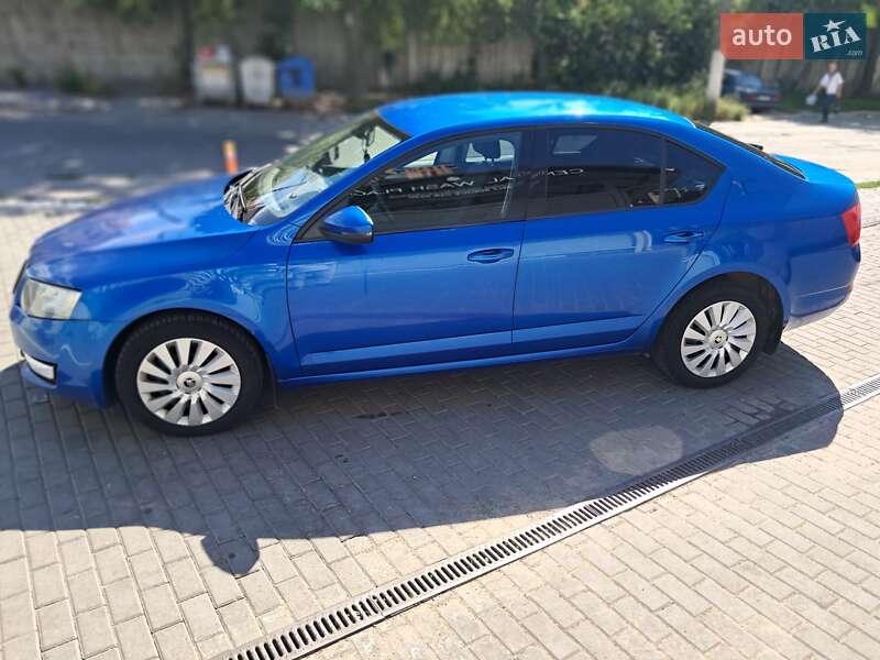 Лифтбек Skoda Octavia 2013 в 