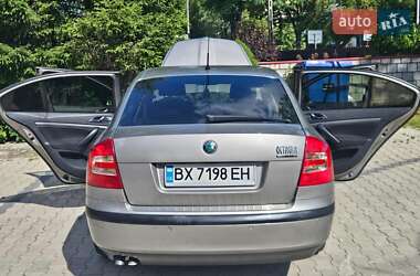 Лифтбек Skoda Octavia 2006 в 
