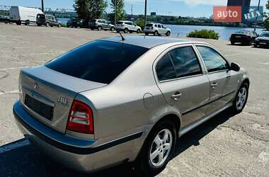 Лифтбек Skoda Octavia 2006 в Киеве