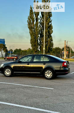 Лифтбек Skoda Octavia 2010 в Житомире