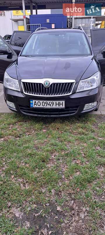 Универсал Skoda Octavia 2012 в Виноградове