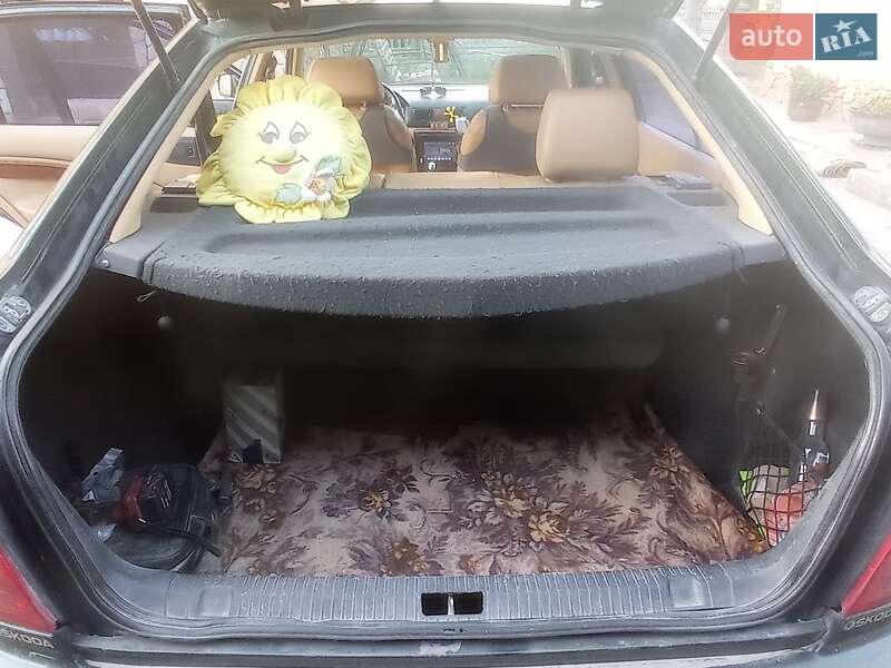 Ліфтбек Skoda Octavia 2000 в Скалаті фото 13 Ліфтбек Skoda Octavia 2000 в Скалаті