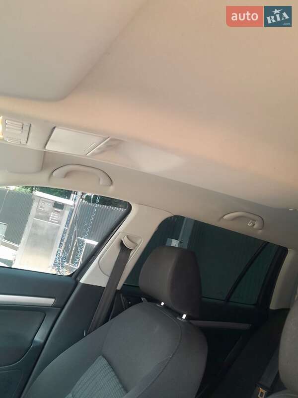 Універсал Skoda Octavia 2011 в Яремчі