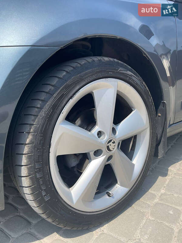 Универсал Skoda Octavia 2016 в Золочеве