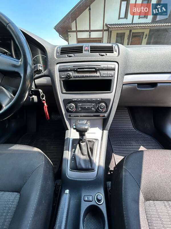 Універсал Skoda Octavia 2012 в Нововолинську фото 16 Універсал Skoda Octavia 2012 в Нововолинську