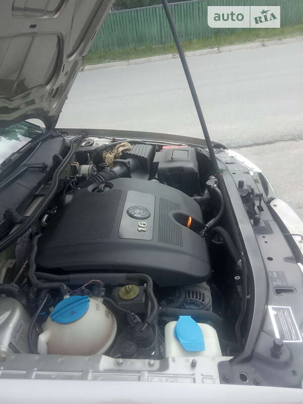 Лифтбек Skoda Octavia 2007 в Староконстантинове