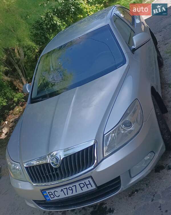 Ліфтбек Skoda Octavia 2010 в Львові
