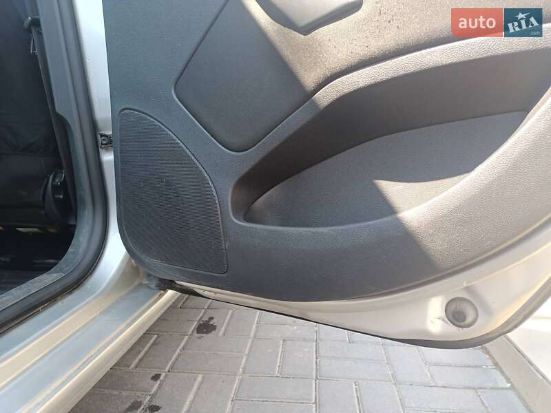 Универсал Skoda Octavia 2005 в Казатине