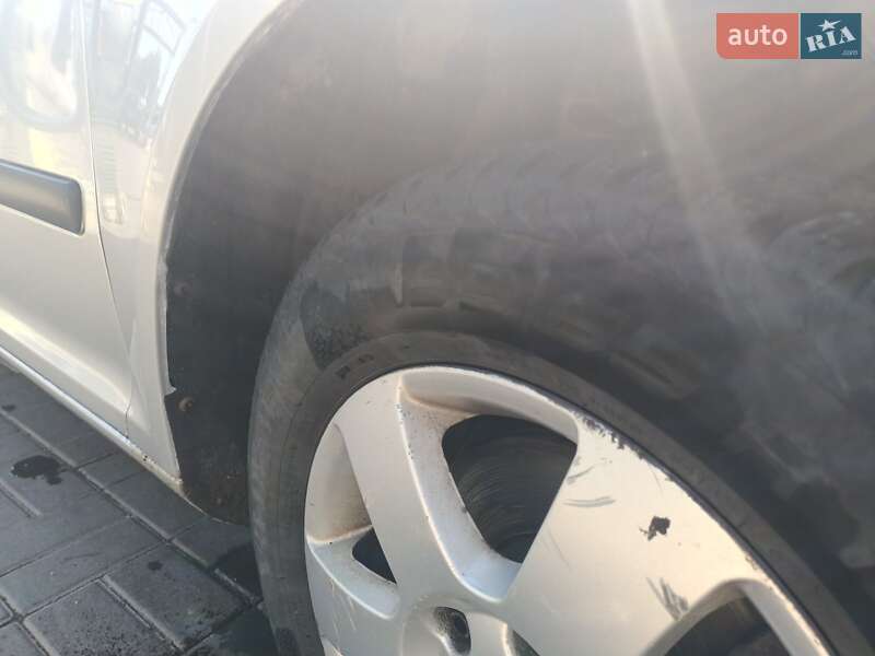 Универсал Skoda Octavia 2005 в Казатине