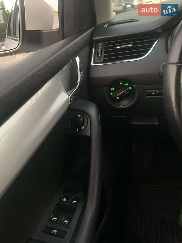 Лифтбек Skoda Octavia 2014 в Николаеве