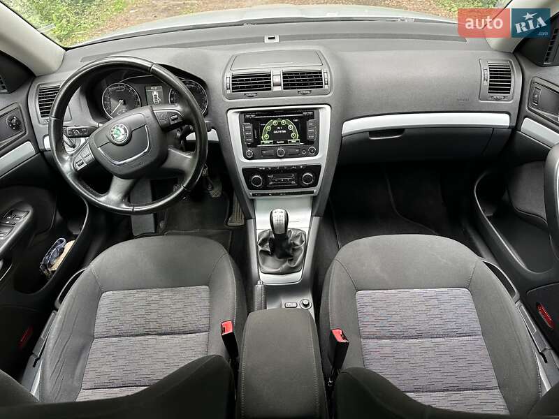 Універсал Skoda Octavia 2010 в Бродах