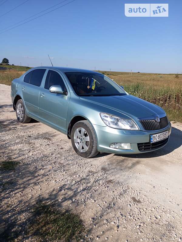 Ліфтбек Skoda Octavia 2009 в Збаражі