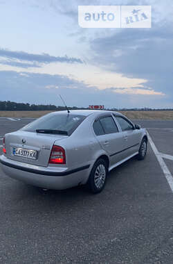 Ліфтбек Skoda Octavia 2006 в Черкасах