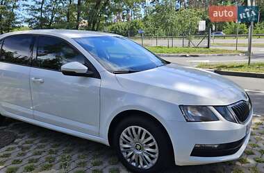 Лифтбек Skoda Octavia 2018 в Киеве